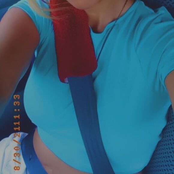 Design Open back Crop top - Picture 8 of 8